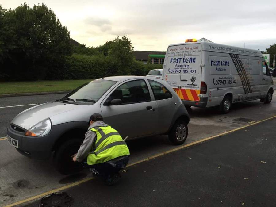 Same Day Mobile Tyre Fitting In Reddish