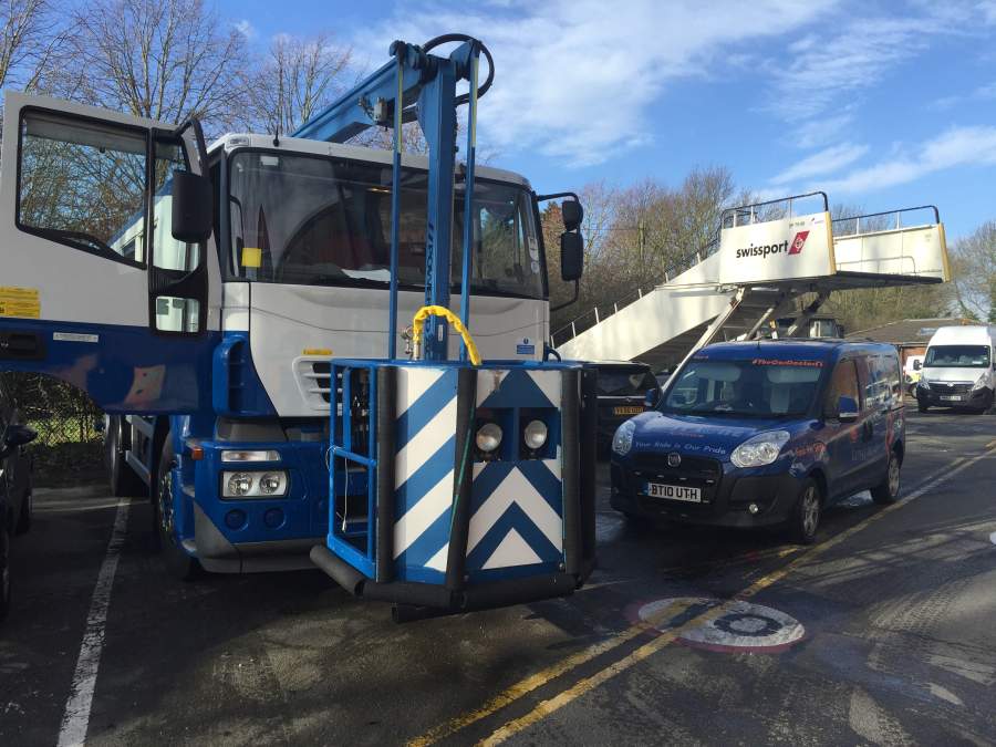 Crane Repairs In Hyde