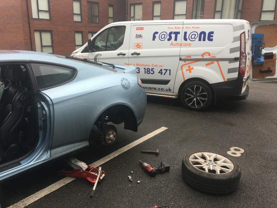 Mobile vehicle repairs in Ancoats