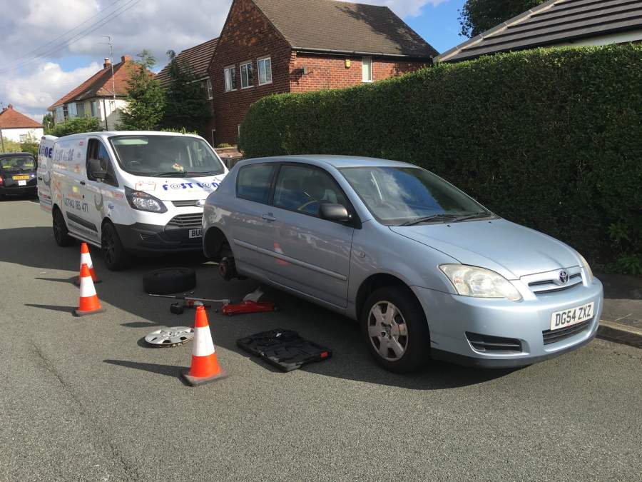 Mobile Suspension Replacement North West : Mobile Suspension Replacement North Wales : Mobile Vehicle Suspension Replacement North West & North Wales : Broken Car Suspension Replacement Near Me : 