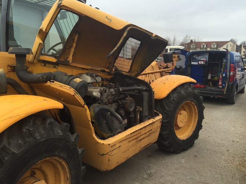 Forklift Truck Repair North West : Forklift Truck Repair North Wales : FLT Specialists Near Me 